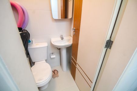 Apartamento à venda com 155m², 3 quartos e 3 vagas Apartamento à venda com 155m², 3 quartos e 3 vagasÁrea de Serviço - Banheiro