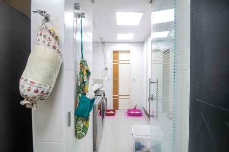 Apartamento à venda com 155m², 3 quartos e 3 vagas Apartamento à venda com 155m², 3 quartos e 3 vagasCozinha