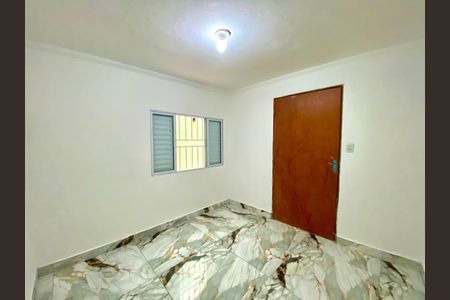 Quarto 2 de casa para alugar com 3 quartos, 75m² em Jardim Palmira, Guarulhos
