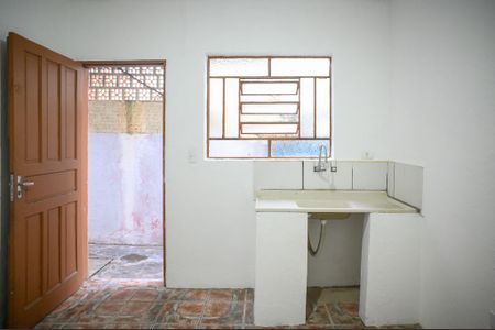 Sala/Cozinha de casa para alugar com 1 quarto, 32m² em Vila Brasilina, São Paulo