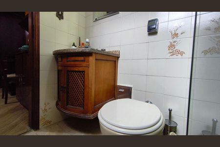 Casa à venda com 220m², 5 quartos e 2 vagas Casa à venda com 220m², 5 quartos e 2 vagasBanheiro da Suíte 2