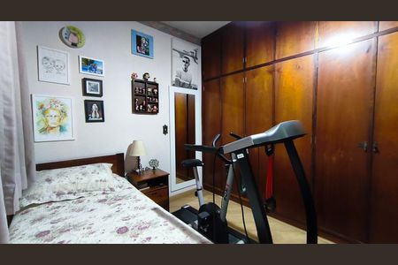 Casa à venda com 220m², 5 quartos e 2 vagas Casa à venda com 220m², 5 quartos e 2 vagasSuíte 2