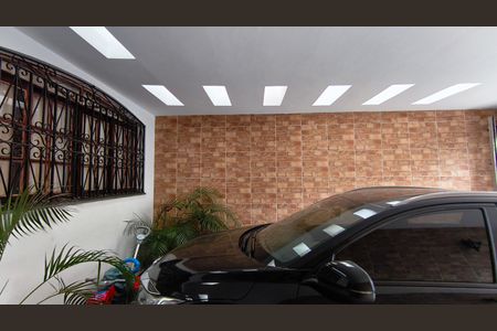 Casa à venda com 220m², 5 quartos e 2 vagas Casa à venda com 220m², 5 quartos e 2 vagasGaragem