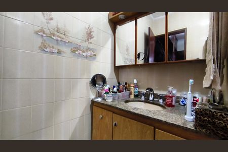 Casa à venda com 220m², 5 quartos e 2 vagas Casa à venda com 220m², 5 quartos e 2 vagasBanheiro da Suíte 3