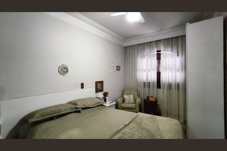 Casa à venda com 220m², 5 quartos e 2 vagas Casa à venda com 220m², 5 quartos e 2 vagasSuíte 3