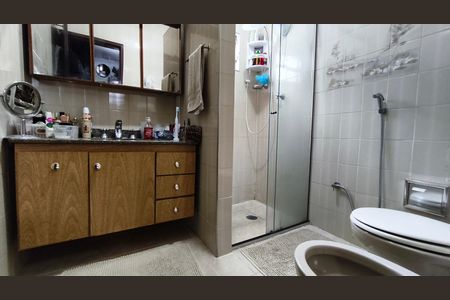 Casa à venda com 220m², 5 quartos e 2 vagas Casa à venda com 220m², 5 quartos e 2 vagasBanheiro da Suíte 3