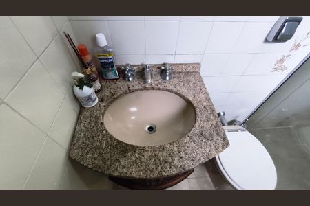 Casa à venda com 220m², 5 quartos e 2 vagas Casa à venda com 220m², 5 quartos e 2 vagasBanheiro da Suíte 2