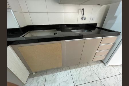 Cozinha de apartamento para alugar com 2 quartos, 50m² em Jardim Barro Branco, Cotia