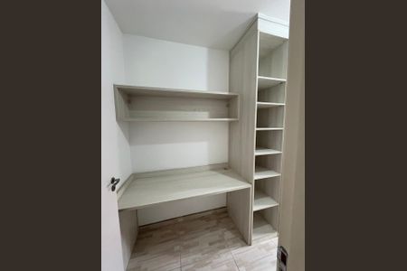 Apartamento para alugar com 50m², 2 quartos e sem vaga Apartamento para alugar com 50m², 2 quartos e sem vagaQuarto