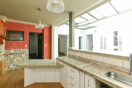 Casa para alugar com 275m², 2 quartos e 3 vagas Casa para alugar com 275m², 2 quartos e 3 vagasCozinha 1