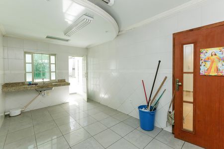 Casa para alugar com 275m², 2 quartos e 3 vagas Casa para alugar com 275m², 2 quartos e 3 vagascozinha 2