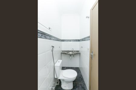 Casa para alugar com 275m², 2 quartos e 3 vagas Casa para alugar com 275m², 2 quartos e 3 vagasBanheiro suite