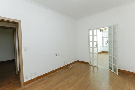 Casa para alugar com 275m², 2 quartos e 3 vagas Casa para alugar com 275m², 2 quartos e 3 vagasQuarto 1