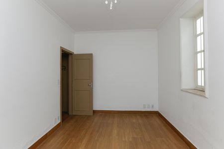 Casa para alugar com 275m², 2 quartos e 3 vagas Casa para alugar com 275m², 2 quartos e 3 vagasSuite