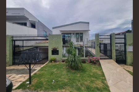 Casa para alugar com 275m², 3 quartos e 3 vagas