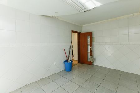 Casa para alugar com 275m², 2 quartos e 3 vagas Casa para alugar com 275m², 2 quartos e 3 vagascozinha 2