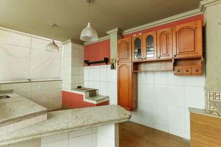 Casa para alugar com 275m², 2 quartos e 3 vagas Casa para alugar com 275m², 2 quartos e 3 vagasCozinha 1