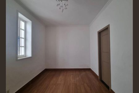 Casa para alugar com 275m², 3 quartos e 3 vagas
