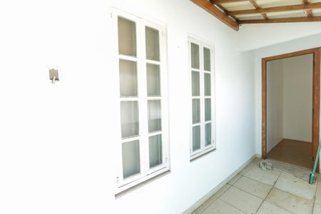 Casa para alugar com 275m², 2 quartos e 3 vagas Casa para alugar com 275m², 2 quartos e 3 vagasTerraço