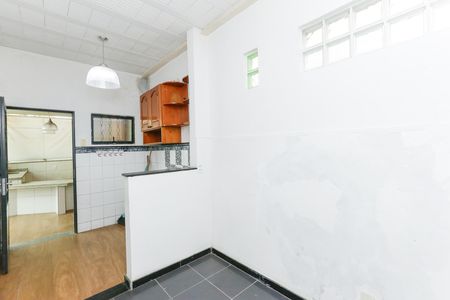 Casa para alugar com 275m², 2 quartos e 3 vagas Casa para alugar com 275m², 2 quartos e 3 vagasÁrea de Serviço