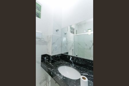 Casa para alugar com 275m², 2 quartos e 3 vagas Casa para alugar com 275m², 2 quartos e 3 vagasBanheiro Social