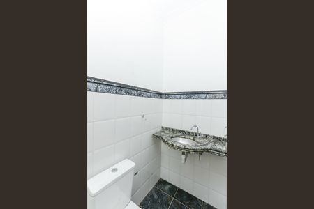 Casa para alugar com 275m², 2 quartos e 3 vagas Casa para alugar com 275m², 2 quartos e 3 vagasBanheiro suite