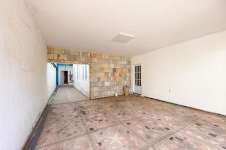 Casa para alugar com 275m², 2 quartos e 3 vagas Casa para alugar com 275m², 2 quartos e 3 vagasGaragem