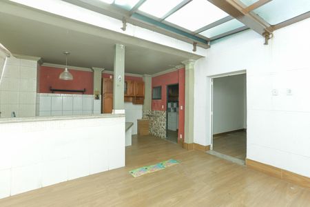 Casa para alugar com 275m², 2 quartos e 3 vagas Casa para alugar com 275m², 2 quartos e 3 vagasCopa