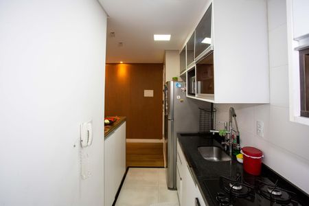 Apartamento para alugar com 69m², 2 quartos e 2 vagasCozinha
