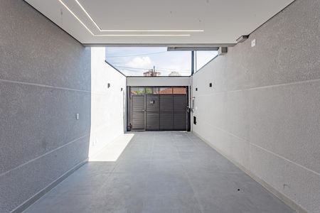 Garagem de casa à venda com 3 quartos, 127m² em Cursino, São Paulo