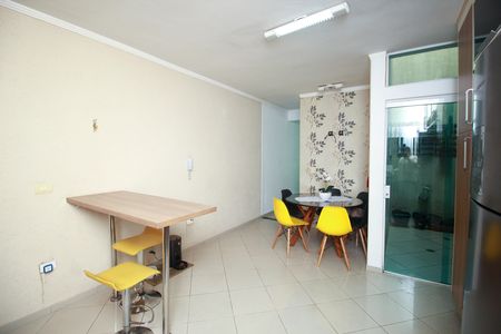 Casa para alugar com 160m², 3 quartos e 3 vagasCozinha