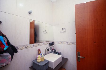 Casa para alugar com 160m², 3 quartos e 3 vagasBanheiro Social