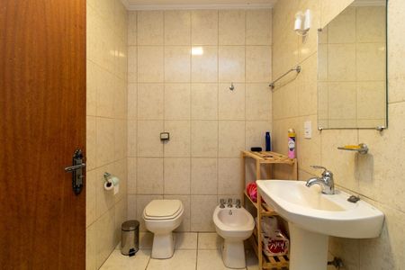 Casa à venda com 190m², 2 quartos e 3 vagas Casa à venda com 190m², 2 quartos e 3 vagasBanheiro do Quarto 1