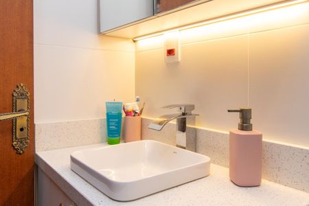 Casa à venda com 190m², 2 quartos e 3 vagas Casa à venda com 190m², 2 quartos e 3 vagasBanheiro