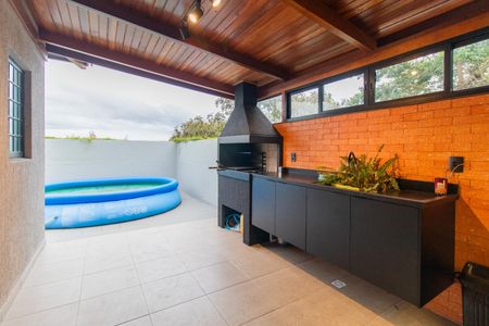 Casa à venda com 190m², 2 quartos e 3 vagas Casa à venda com 190m², 2 quartos e 3 vagasQuintal