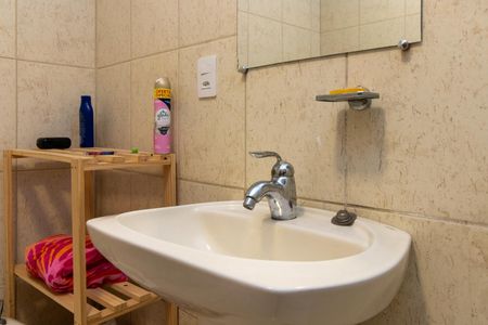 Casa à venda com 190m², 2 quartos e 3 vagas Casa à venda com 190m², 2 quartos e 3 vagasBanheiro do Quarto 1