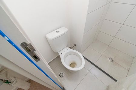 Apartamento para alugar com 39m², 2 quartos e sem vaga Apartamento para alugar com 39m², 2 quartos e sem vagaBanheiro