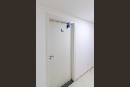 Apartamento para alugar com 39m², 2 quartos e sem vaga Apartamento para alugar com 39m², 2 quartos e sem vagaÁrea comum - Entrada do imóvel com lockbox