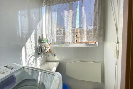 Apartamento à venda com 68m², 2 quartos e 2 vagas Apartamento à venda com 68m², 2 quartos e 2 vagasÁrea de Serviço