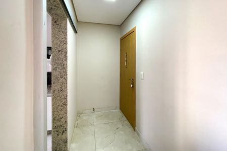 Apartamento à venda com 68m², 2 quartos e 2 vagas Apartamento à venda com 68m², 2 quartos e 2 vagasHall de entrada