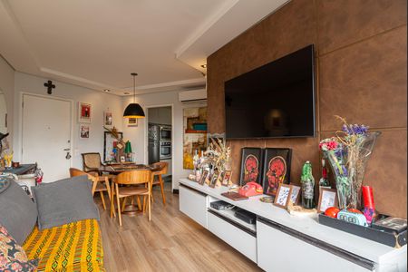 Sala de apartamento à venda com 2 quartos, 60m² em Bela Vista, São Paulo