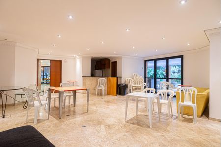 Apartamento à venda com 60m², 2 quartos e 1 vagaÁrea comum - Salão de festas