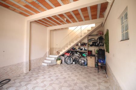 Casa à venda com 360m², 3 quartos e 2 vagasGaragem