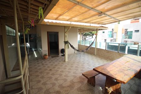 Casa à venda com 360m², 3 quartos e 2 vagasÁrea gourmet