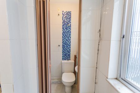 Apartamento à venda com 132m², 3 quartos e 3 vagas Apartamento à venda com 132m², 3 quartos e 3 vagasBanheiro de serviço