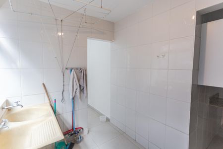 Apartamento à venda com 132m², 3 quartos e 3 vagas Apartamento à venda com 132m², 3 quartos e 3 vagasÁrea de Serviço