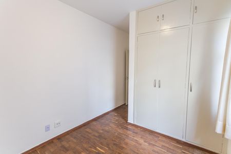 Apartamento à venda com 132m², 3 quartos e 3 vagas Apartamento à venda com 132m², 3 quartos e 3 vagasQuarto 2