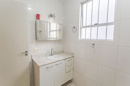 Apartamento à venda com 132m², 3 quartos e 3 vagas Apartamento à venda com 132m², 3 quartos e 3 vagasBanheiro Social