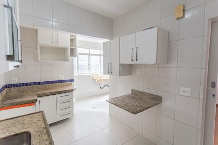 Apartamento à venda com 132m², 3 quartos e 3 vagas Apartamento à venda com 132m², 3 quartos e 3 vagasCozinha