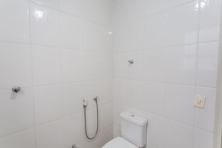 Apartamento à venda com 132m², 3 quartos e 3 vagas Apartamento à venda com 132m², 3 quartos e 3 vagasBanheiro Social